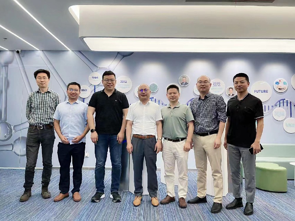 蘇州大學藥學院領導一行蒞臨慧療生物開展校企合作交流